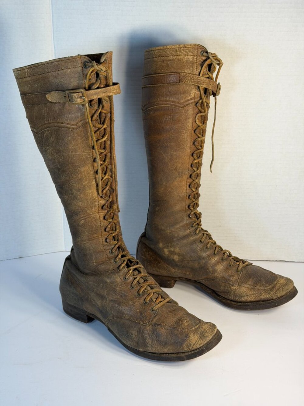Women's Classic authentic size 8 antique (1930 s} rare leather boots